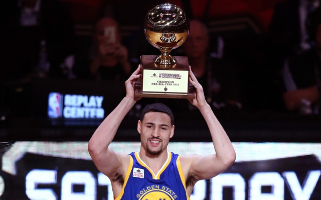Thompson's Big Night Carries Golden State Warriors Over Knicks