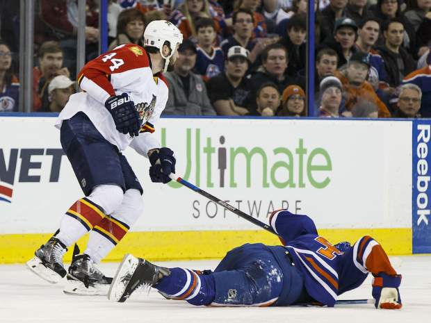 Oilers add to Florida's sudden woes, top Panthers 4-2