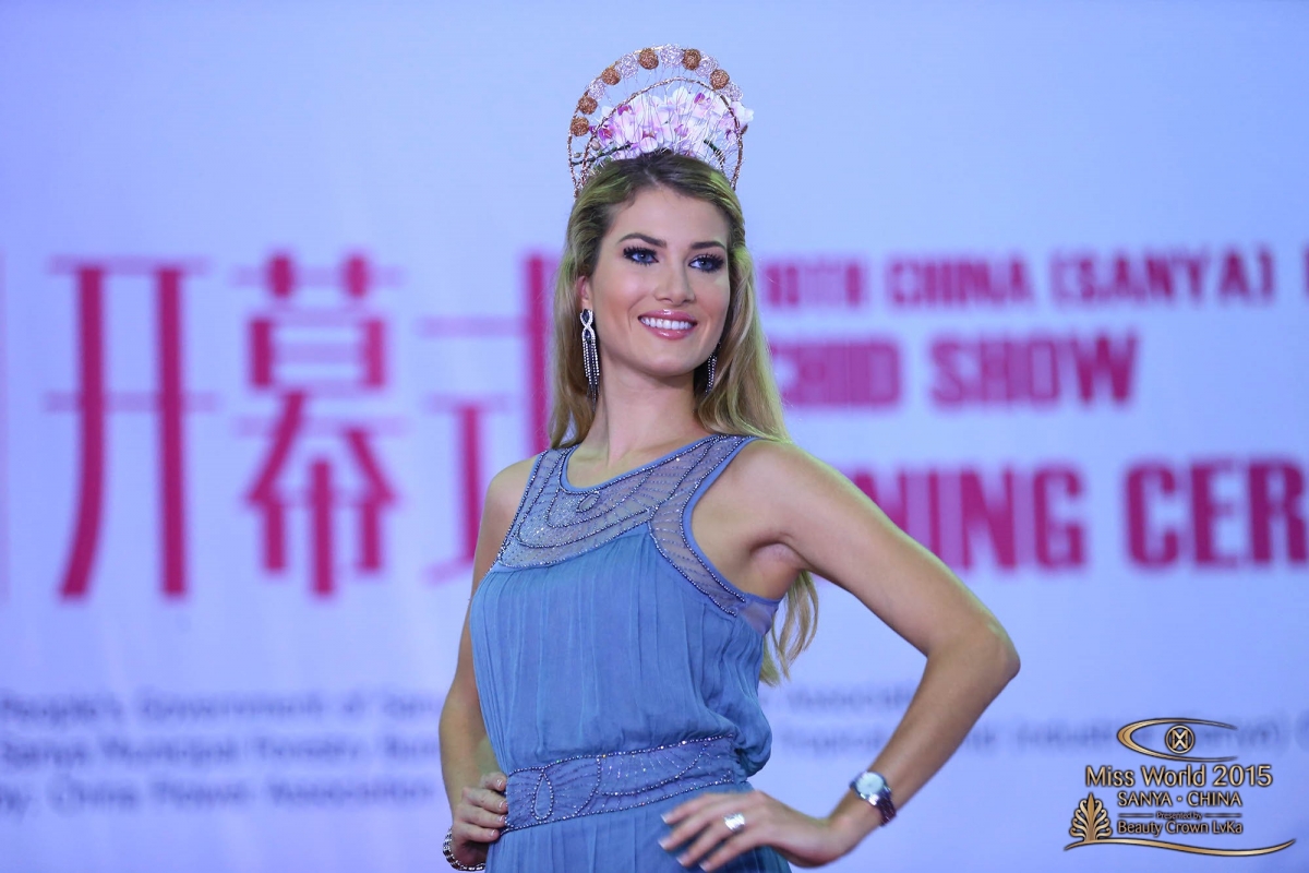 Miss Spain Mireia Lalaguna Royo Wins Miss World 2015