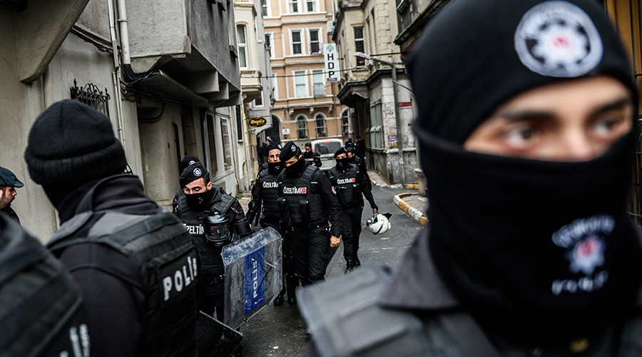 Turkish police detain six pro-Kurdish People's Democratic Party members in raid
