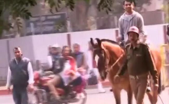 'Horse-riding', Bihar Minister's new mantra to curb pollution