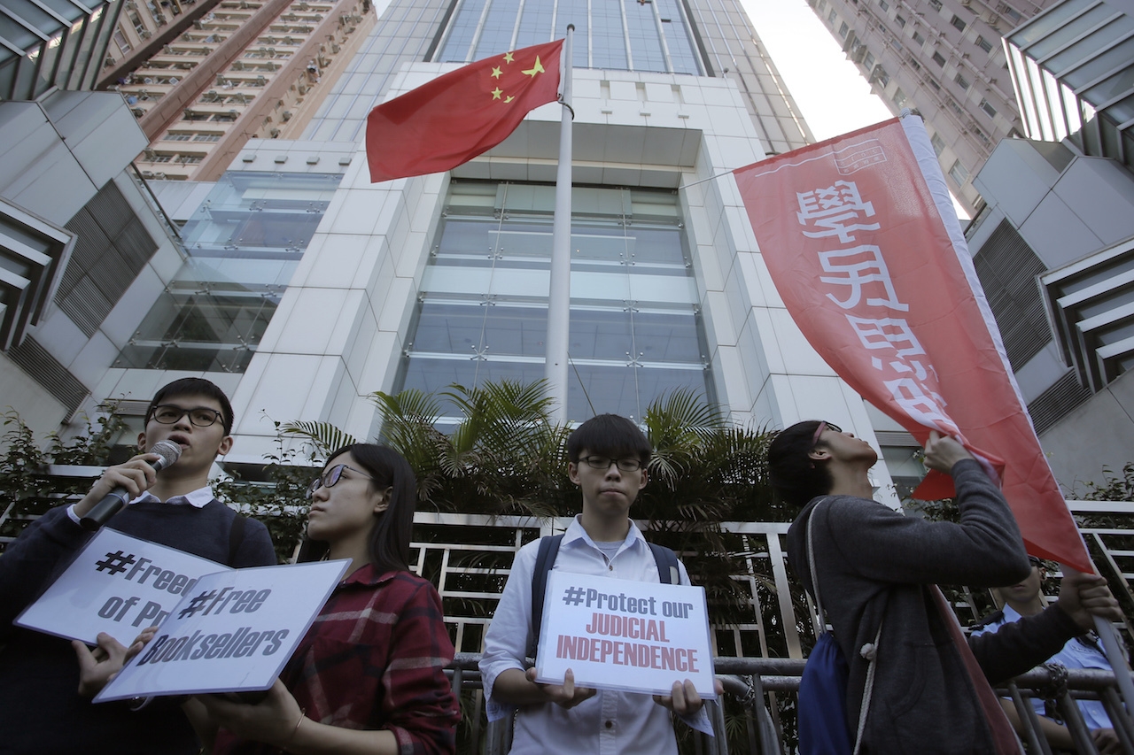 'Extremely worried' European Union urges Hong Kong to investigate booksellers' disappearance