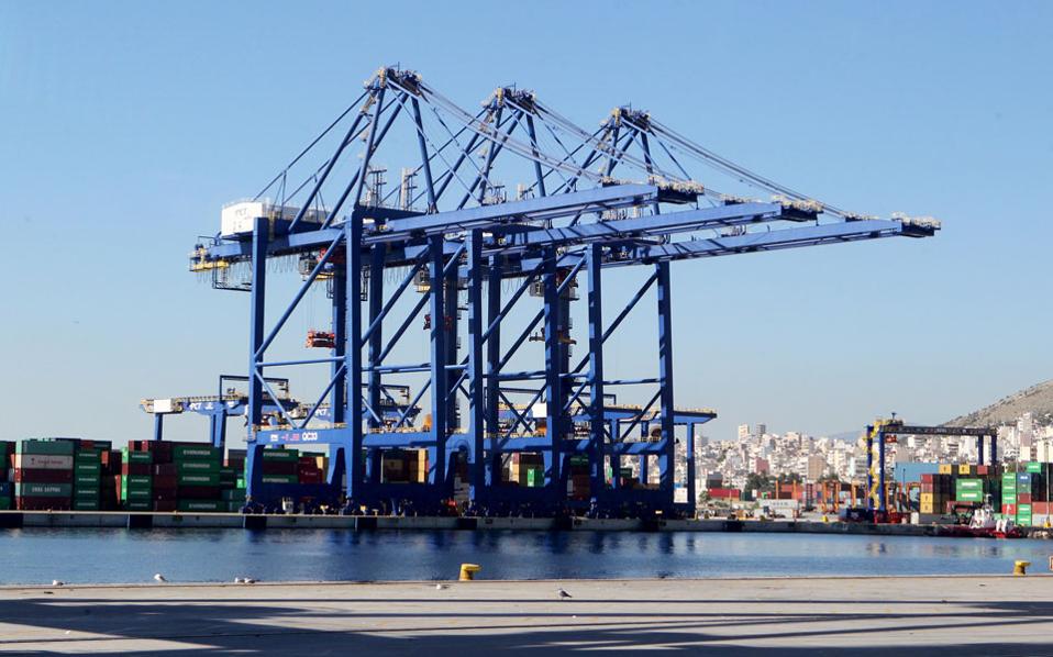 Greece OKs $402.5M offer from China's Cosco for port stake