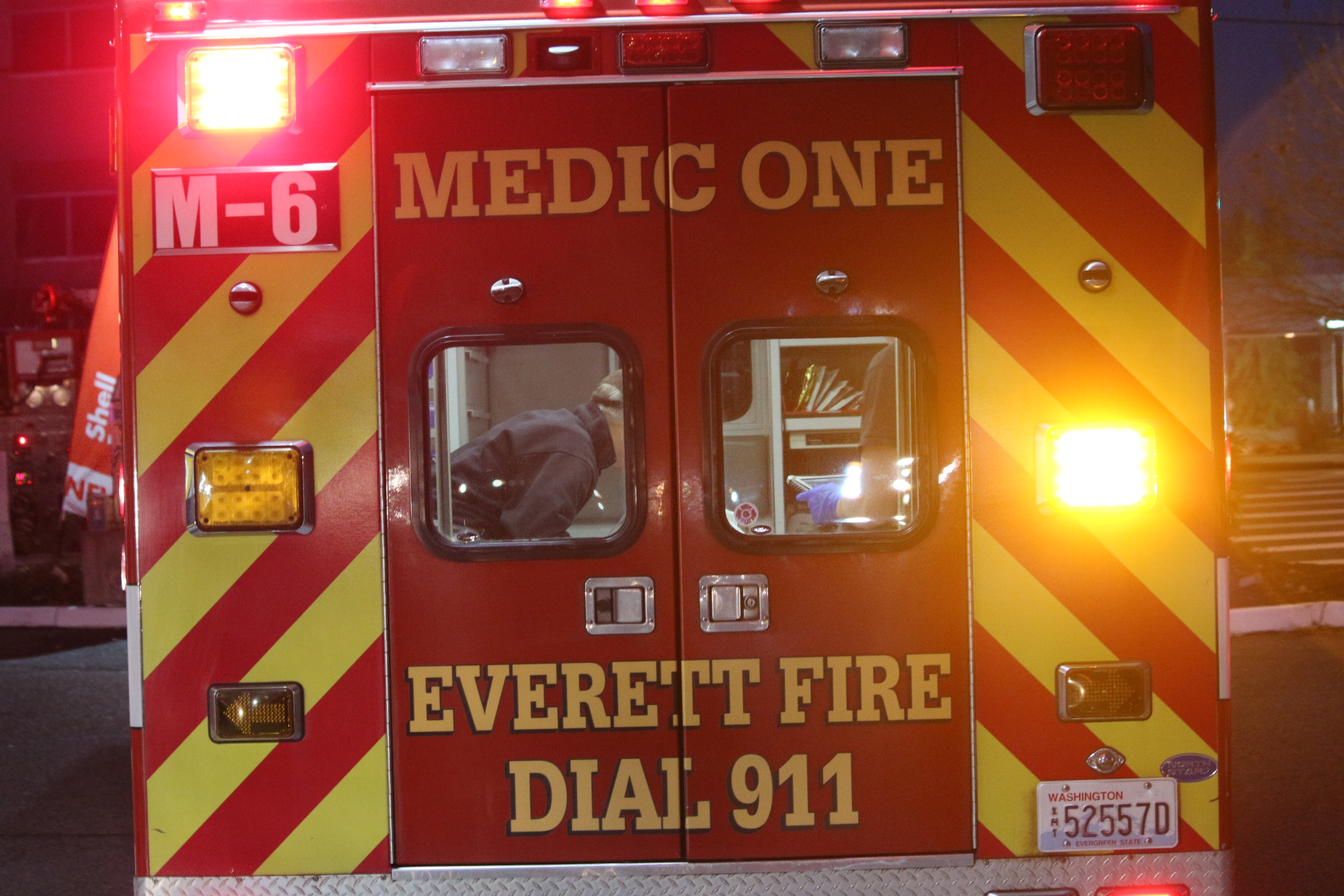 Woman injured in bikini barista stand explosion in Everett